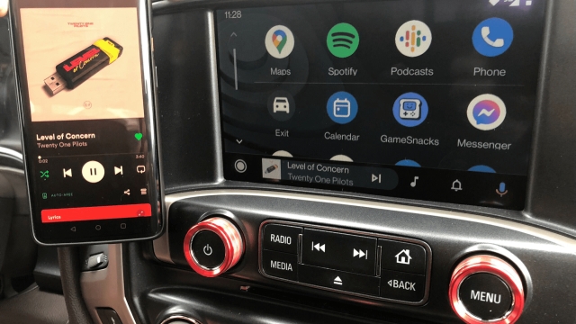 Unlock the Full Potential of Your Car: Introducing the CarPlay Adapter!