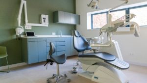 Transform Your Smile: Inside the Innovative World of Dental Studios